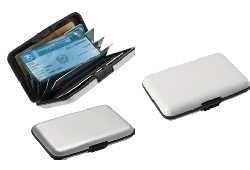 Art. FS485H, Portatessera rigido 8 tasche esterno in plastica dura.